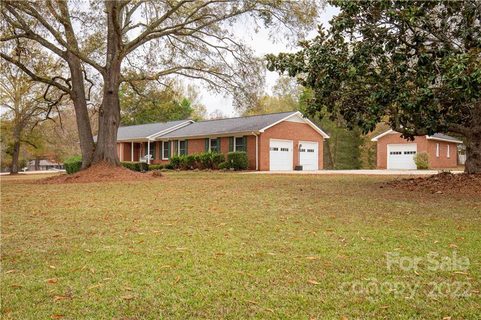 570 Freemont Drive sold home in Arrowood, Lancaster, SC