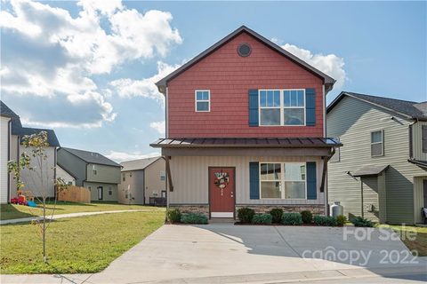104 Cardwell Lane