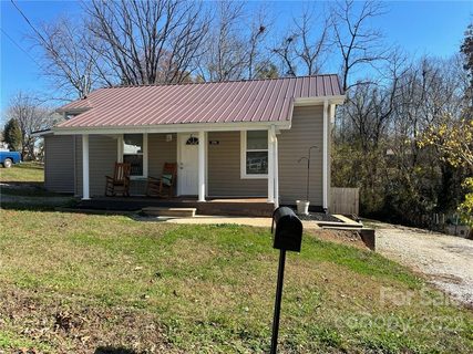 374 Church Street sold home in Clinchfield Mfg, Marion, NC