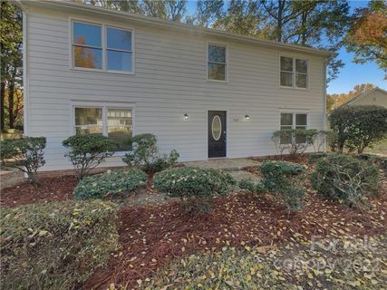 5139 Prestwick Lane sold home in Vernedale Farms, Charlotte, NC