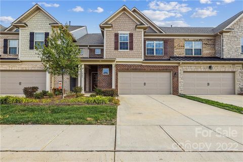 1002 Crest Oak Lane