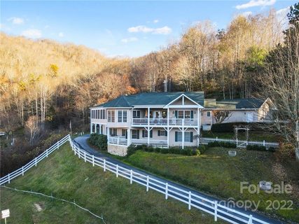 962 Maple Springs Drive sold home in Maple Springs, Waynesville, NC