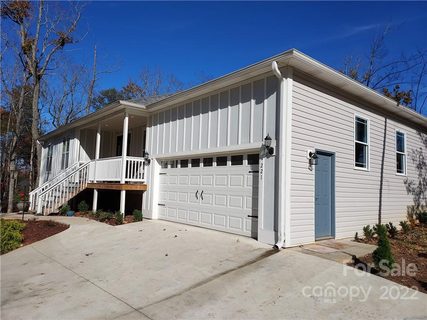 221 Dublin Lane sold home in Shamrock Forest, Columbus, NC