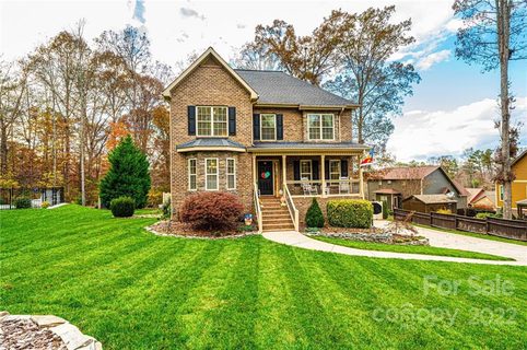 111 Maplewood Court