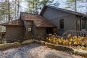 92 Racquet Club Villas Drive sold home in Sapphire, SC