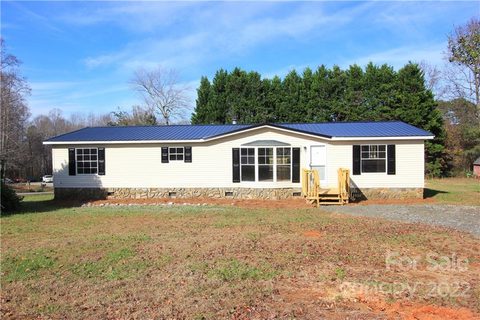 1361 Freedom Lane sold manufactured home in Amity Acres, Newton, NC