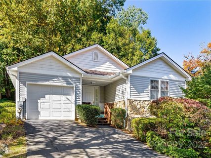 314 Ewarts Hill Road sold home in Duncraggen, Hendersonville, NC