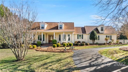 1335 Saddle Drive sold home in Shiloh Farms, York, SC