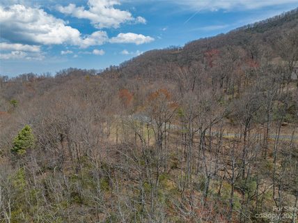 187 Arcadia Falls Way active home in Catawba Falls Preserve, Black Mountain, NC