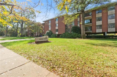 1300 Queens Road 402 sold home in Queens Towers, Charlotte, NC