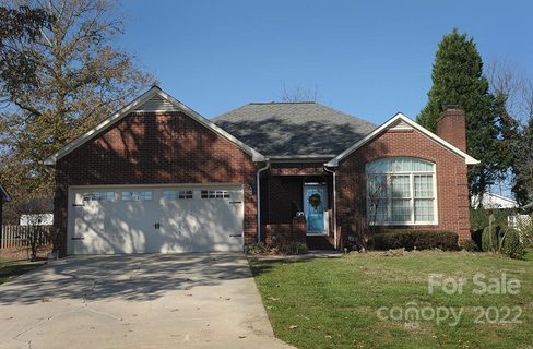 114 Prestwick Court