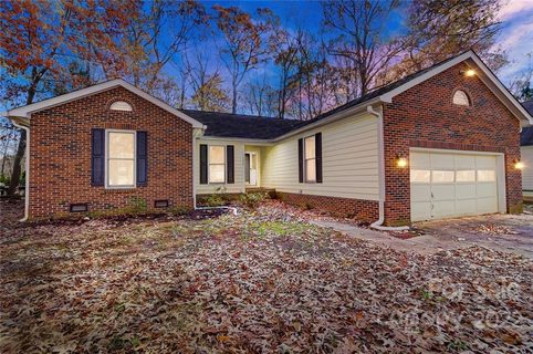 13820 Portpatrick Lane