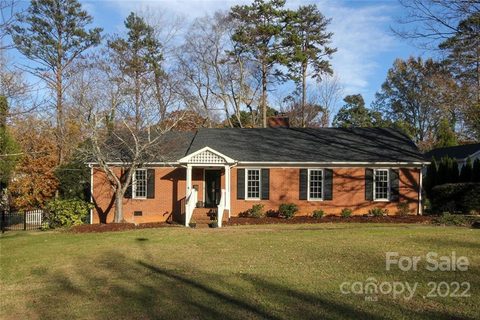 238 Anthony Circle