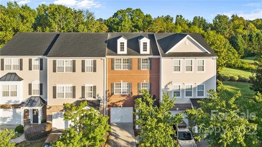 9772 Walkers Glen Drive