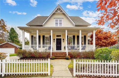 2432 Commons Court
