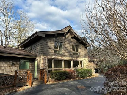 100 Echo Springs Point