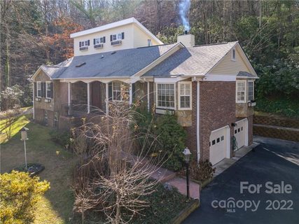 400 Hunters Glen Lane sold home in Hunters Glen, Hendersonville, NC