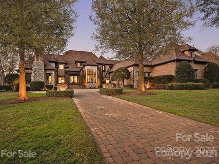 8712 Longview Club Drive