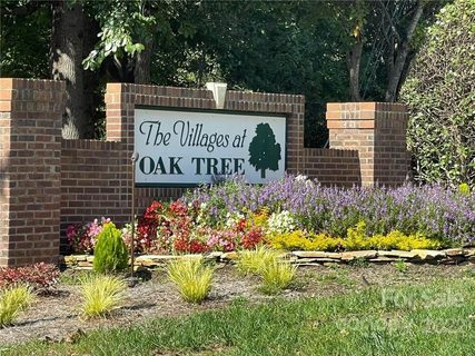 195 Oak Village Parkway