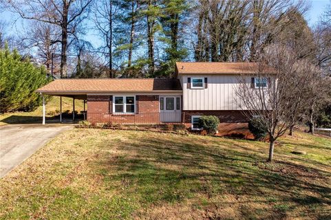 3629 Spencer Lane sold home in Spencer Heights, Lenoir, NC