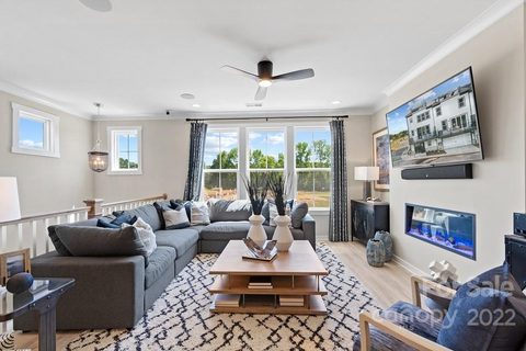 4016 Hidden Oaks Drive 32