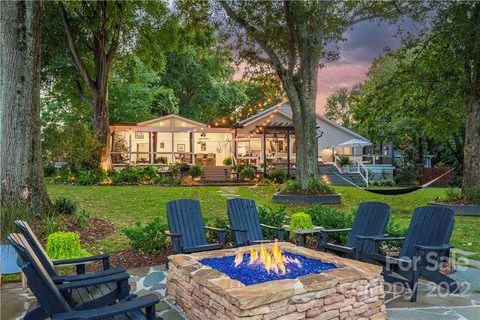 18026 Whispering Oaks Drive sold home in Point Largo, Cornelius, NC