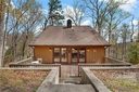 172 W Wilderness Road sold home in Lake Lure, SC