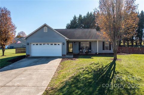 1469 Clear Creek Lane sold home in Sigmon Hollow, Newton, NC