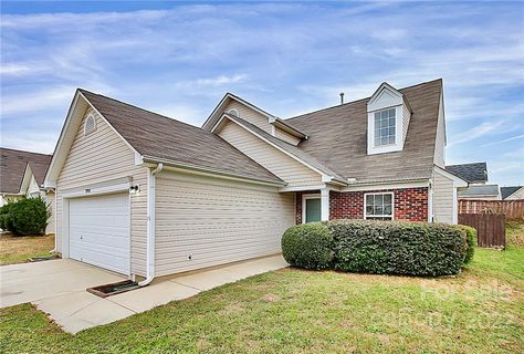 Previously sold for $307,000