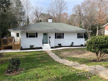 853 N Center Street