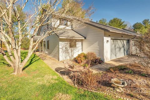 310 Oak Place