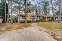 5010 Lakecrest Drive sold home in Charlotte, SC