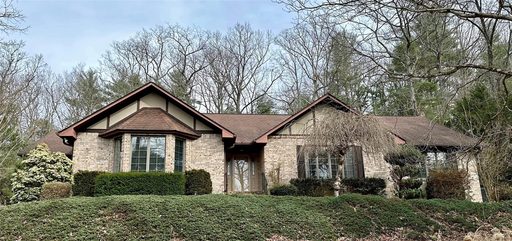 4 Claremont Drive sold home in Claremont, Flat Rock, NC