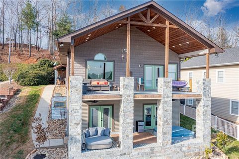845 Lake Club Drive sold home in Lakeview pointe, Nebo, NC