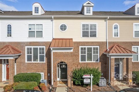 8414 Scotney Bluff Avenue sold townhome in Village Manor at Ayrsley, Charlotte, NC