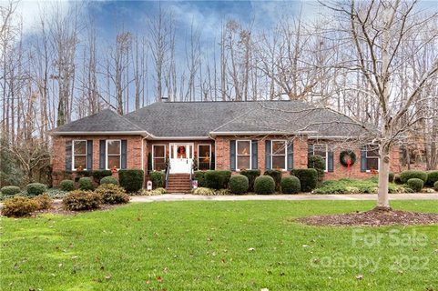 2132 Londonderry Drive