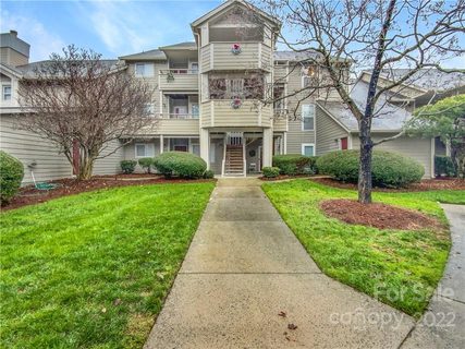 2522 Stradbrook Drive sold home in Creswick, Charlotte, NC