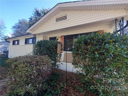 Previously sold for $355,000