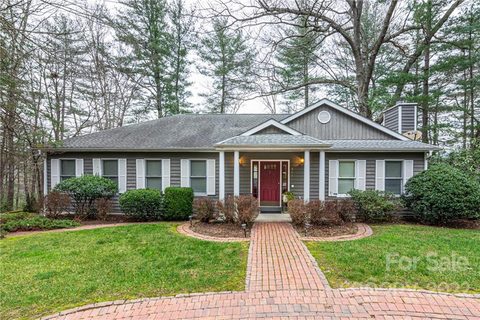 717 Zelda Court sold home in Estates of Salisbury, Hendersonville, NC