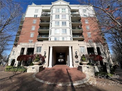 300 W 5th Street 119