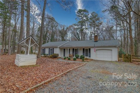 11410 Gelding Drive sold home in Steeplechase, Charlotte, NC