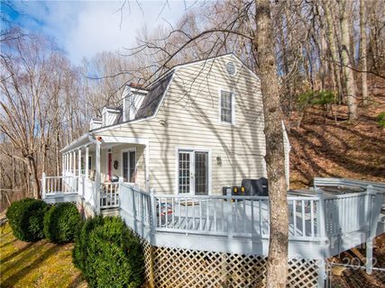 27 Breezeway Drive 3 & 4