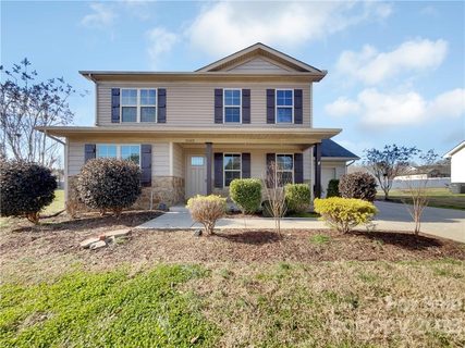 1562 Stonecroft Drive sold home in Riverstone, Lincolnton, NC