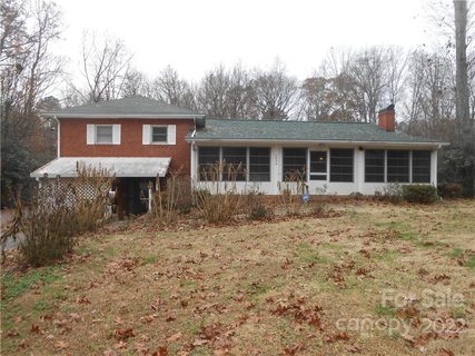 2829 Allen Road