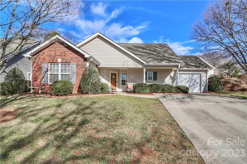 106 Ashwood Lane