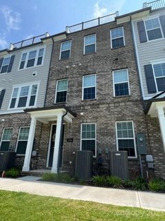 2566 Deacon Avenue 55