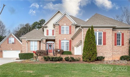 151 Pine Mist Drive sold home in Whispering Oaks, Mooresville, NC