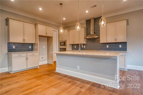 4131 Merkland Drive sold townhome in Kenley, Charlotte, NC