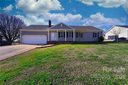 1607 Magnum Road sold home in Hickory, SC