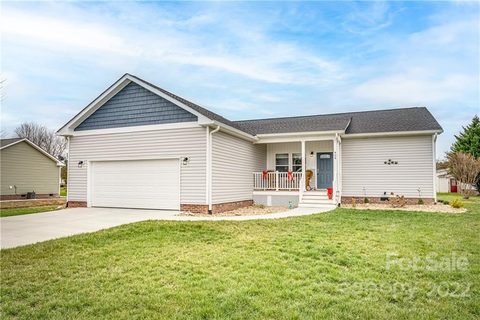 424 Sassafras Drive